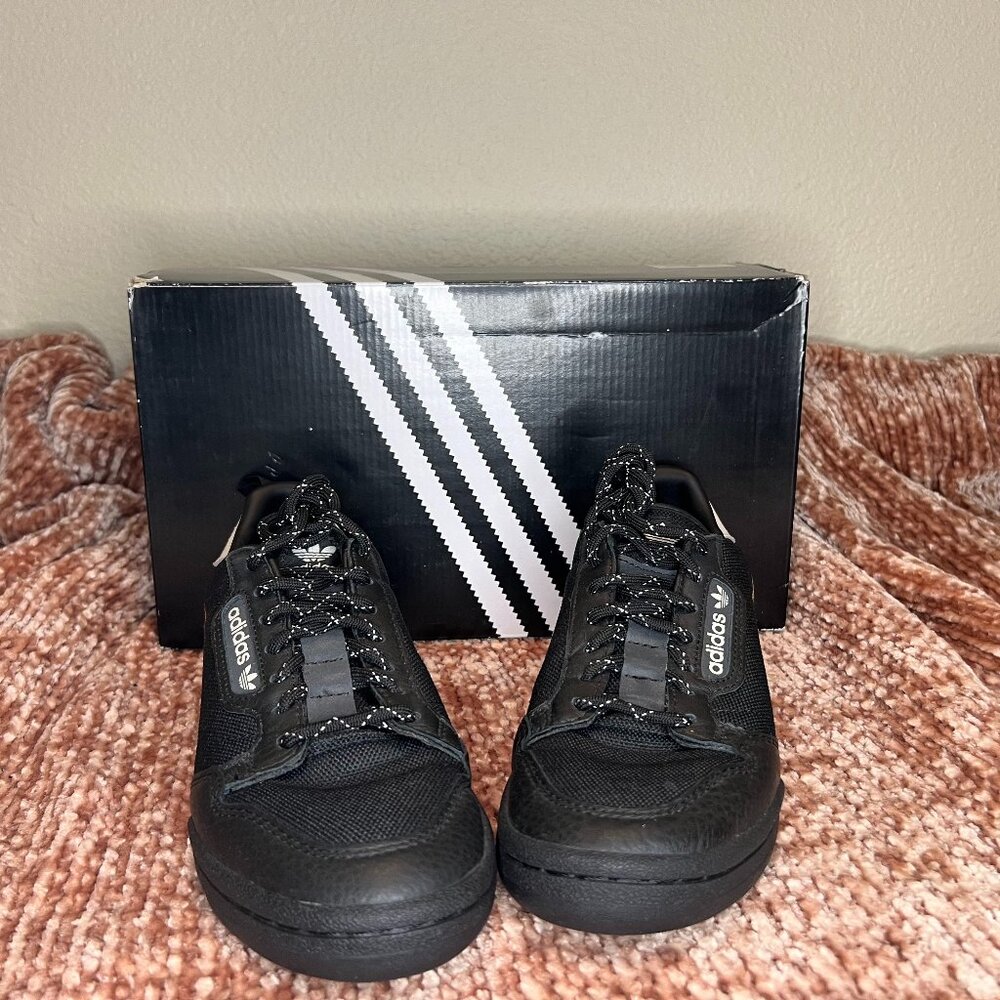 Adidas Continental Black Mens Shoe Size 5/ Women Size 7 -